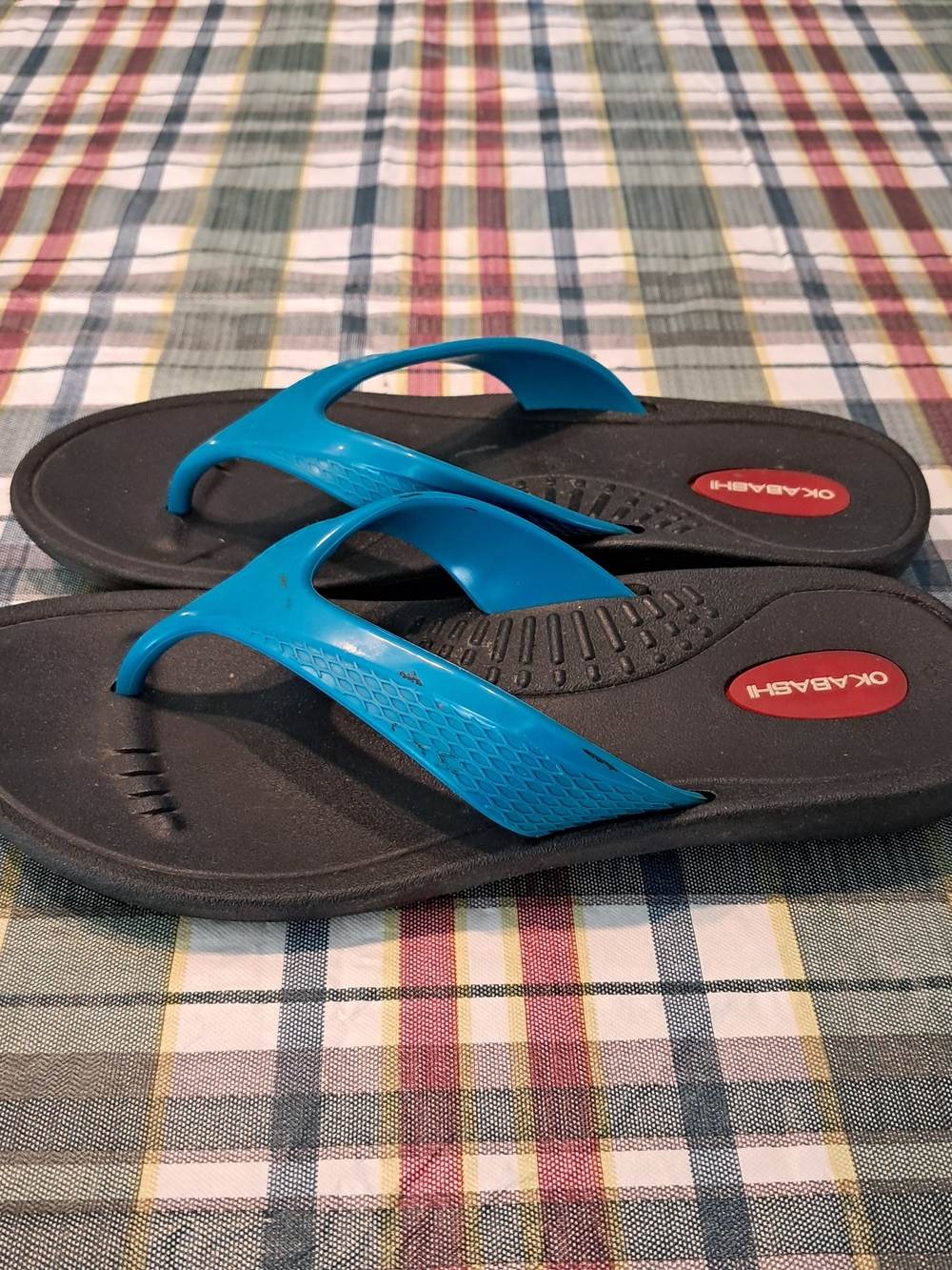 OKABASHI Blue Strap Black Footbed Flip Flops Women's Size M